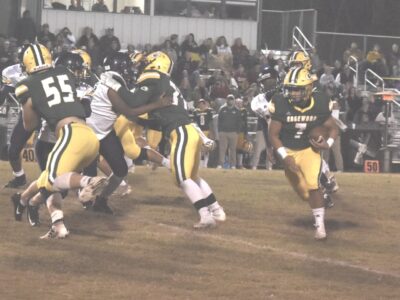 Wildcats Run Wild in Season Finale