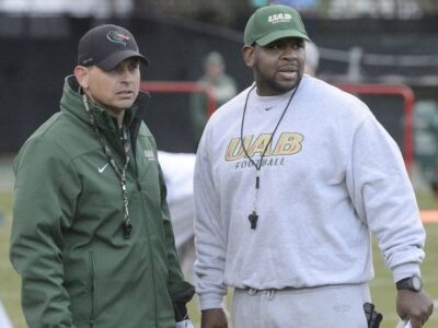 Former UAB Defensive Coordinator and Current Prattville Resident Duwan Walker Helping Students On and Off the Football Field