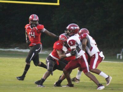Opelika Edges Stanhope Elmore High Mustangs 20-17 in Season Opener