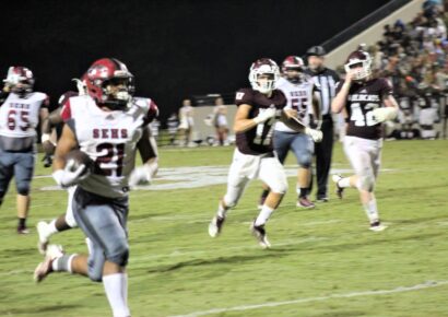 SEHS Defeats Benjamin Russell: Trone Rushes for 3 TDs, Bryant Throws for 3 TDs as Mustangs Win Regional Opener