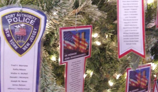 Fat Boy’s BBQ of Prattville has Fallen Tree on Display through September; Honors 9/11 Victims