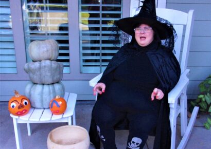 The Little Witch Who Waits in Eclectic Would Love to See Trick or Treaters