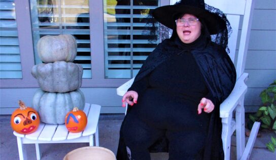 The Little Witch Who Waits in Eclectic Would Love to See Trick or Treaters