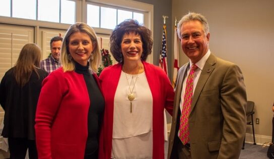 Prattville Chamber Welcomes the Community to Christmas Open House