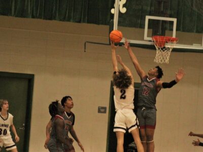 Elmore County Hits Shot at the Buzzer to Beat Stanhope Elmore 64-62 in County Tournament