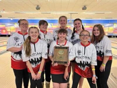SEHS Lady Mustang Bowlers Win AHSAA South Regional Championship!