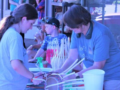 Artists On Main: Local Artists Delight Crowds in Downtown Prattville Tuesday