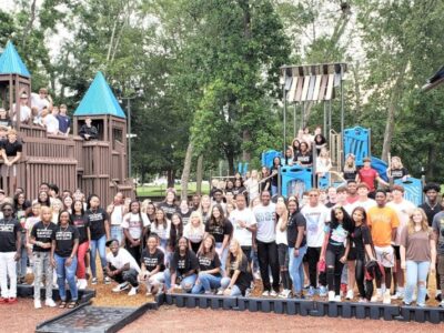 Senior Escort, First day of school at SEHS goes Smoothly, even with new Cell Phone rule