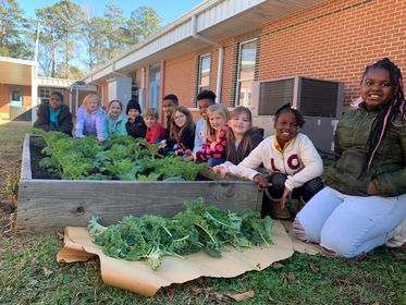 Wetumpka Elementary 2nd Graders Donate Harvest to Local Food Bank
