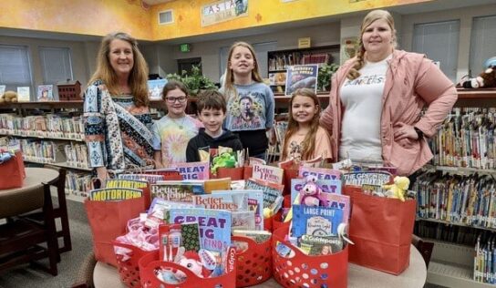 ARIS Library Club Spreads some Love on Valentine’s Day with Assisted Living Residents