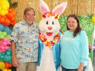Easter Bunny Welcomed to Prattville by Cloud 9 Aviation; Benefits PAHS