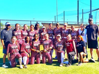 SEHS Lady Mustangs’ Softball Advances to Class 6A Regionals for First Time in 3 Years