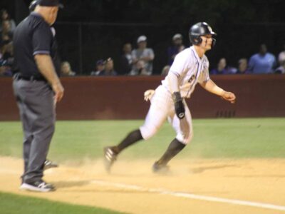 Mustangs Beats Hueytown in 2nd Round of Class 6A Playoffs; Advance to Quarterfinals