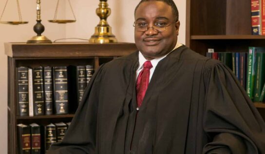 Judge Bill Lewis Announces Re-election Campaign for Circuit Judge