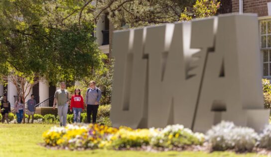 Local students named to Dean’s List at UWA