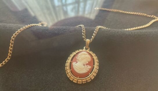 Starting and showcasing history, Prattaugan Museum starts local sentimental jewelry exhibit