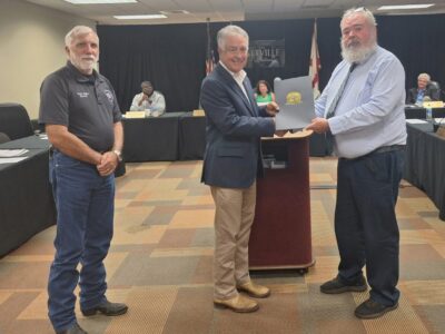 Prattville Mayor presents proclamation honoring Amateur Radio Operators; Field Day is June 28-29