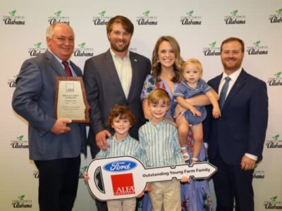 Autaugaville farmers claim victories in Chattanooga, make cover of Neighbors Magazine