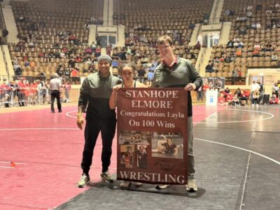 Stanhope Elmore’s Layla Manus becomes first female wrestler with 100 wins in school history