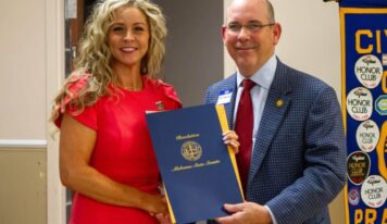 Community difference makers: Johannah Munck spreads kindness, one connection at a time