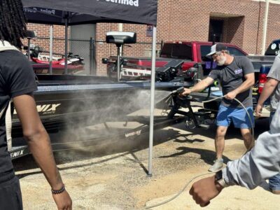 SEHS students get hands-on business lesson from The Worx Auto Detail team