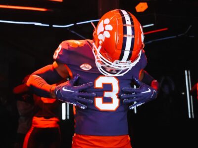 Prattville Football’s Jayden Aparicio-Bailey commits to Clemson